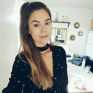 Meet your Posher, Stephanie